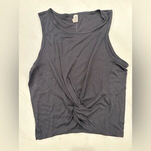 Women’s Medium Gray Sleeveless Twist Front Athletic Top